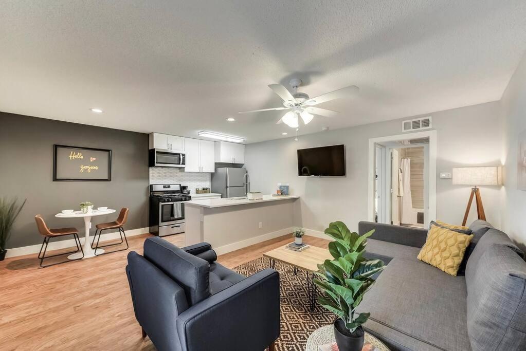 Hello Gorgeous Flat Near Downtown! Apartment ดัลลัส ภายนอก รูปภาพ