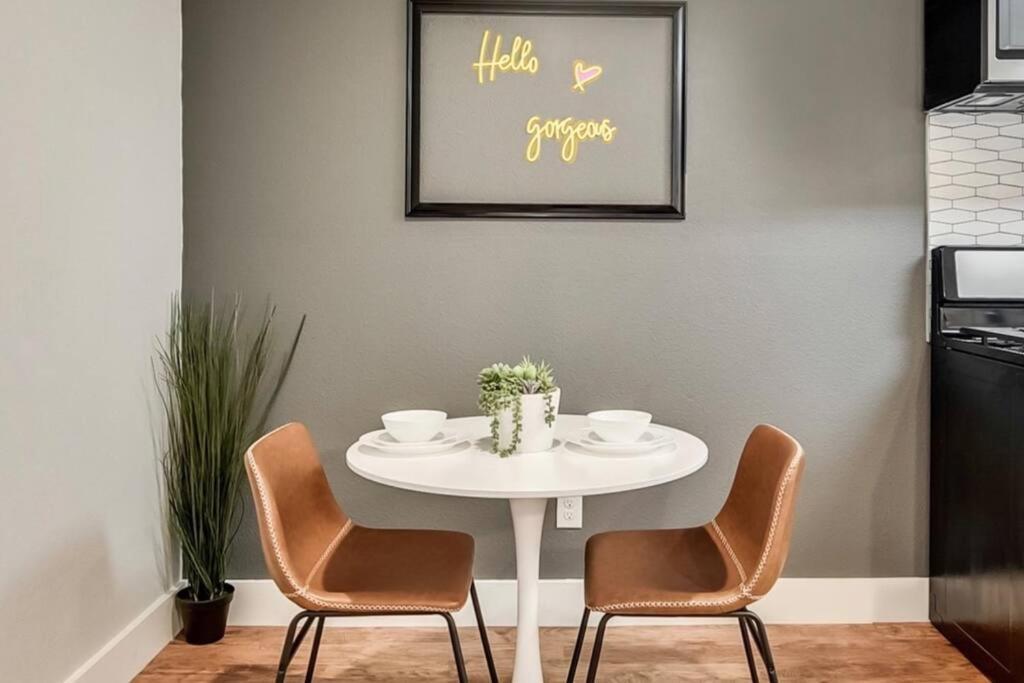 Hello Gorgeous Flat Near Downtown! Apartment ดัลลัส ภายนอก รูปภาพ